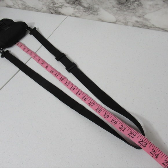 Denali Crossbody | Belt Camera Bag - Picture 11 of 13